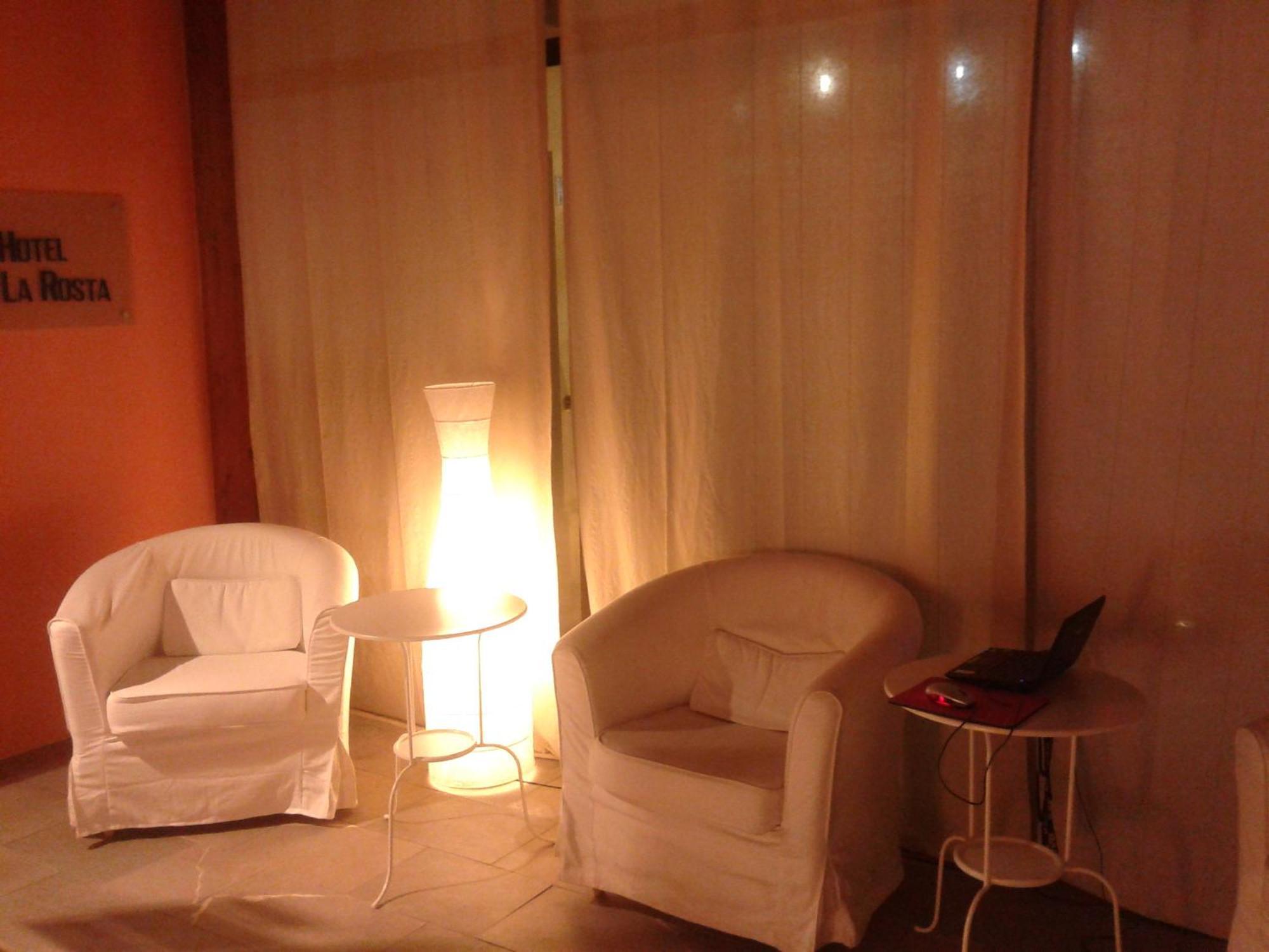 Hotel La Rosta Reggio Emilia Exteriör bild