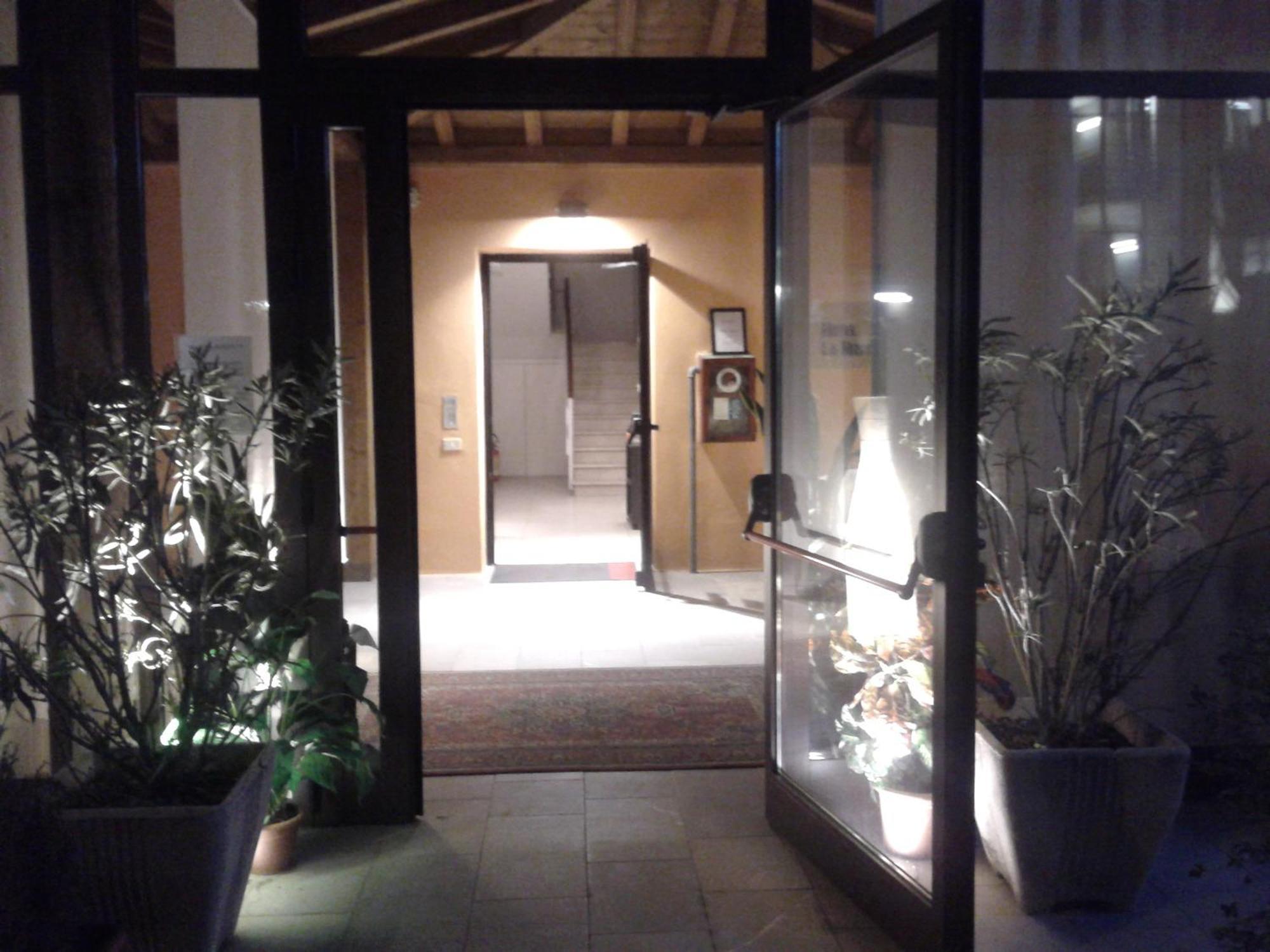 Hotel La Rosta Reggio Emilia Exteriör bild