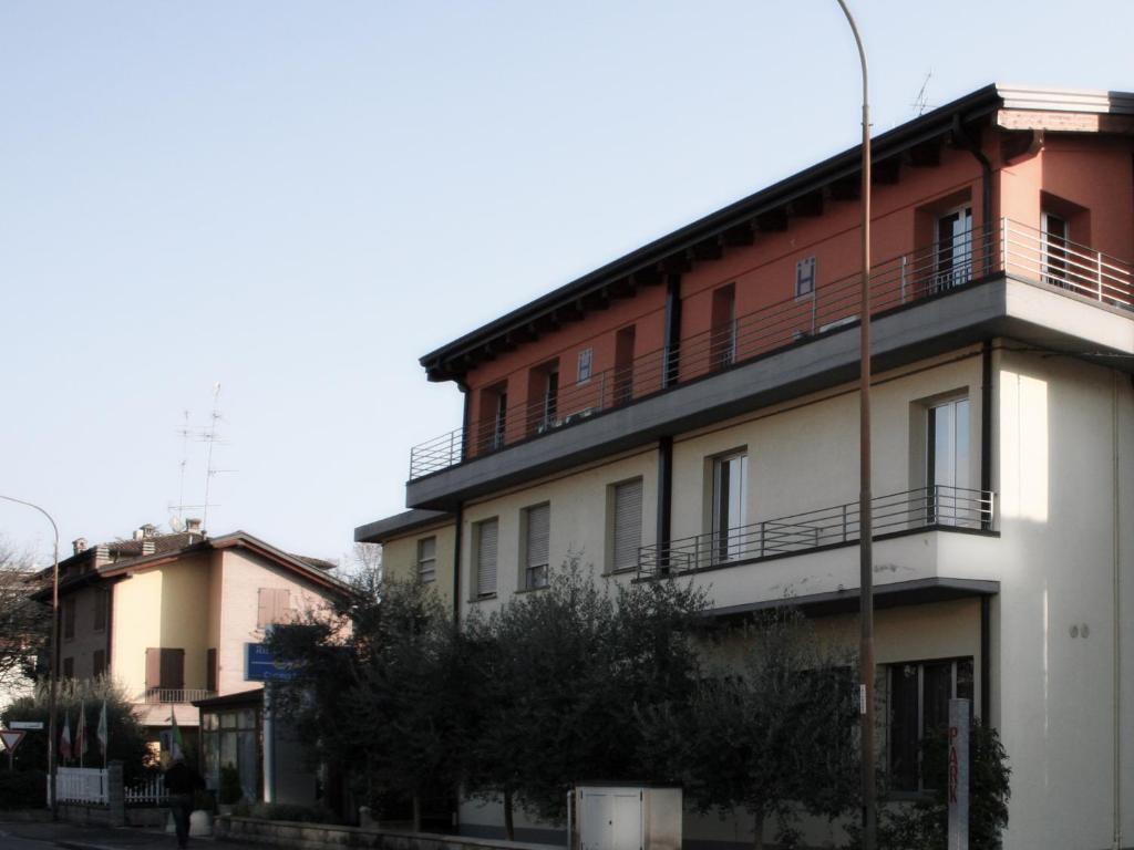 Hotel La Rosta Reggio Emilia Exteriör bild